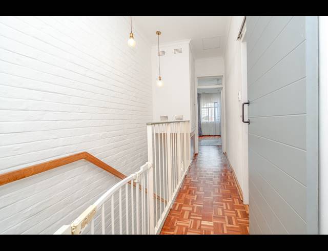 2 BEDROOM APARTMENT FOR SALE IN DARRENWOOD